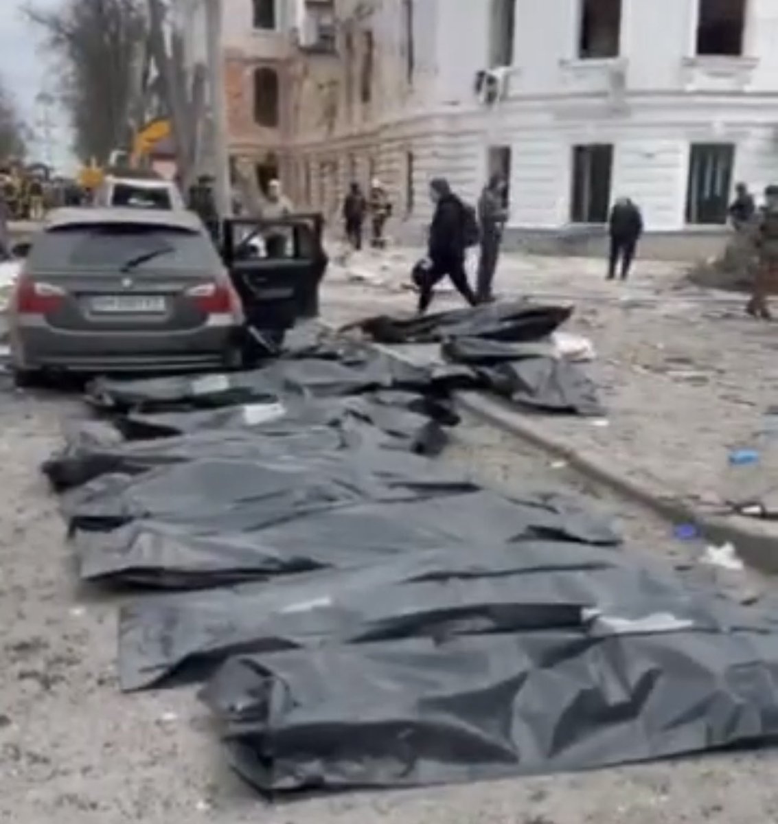 L - The official photo from the Kremlin of US Special Envoy <a href="/SteveWitkoff/">Steve Witkoff</a> putting his hand over his heart as he greets his friend Vladimir Putin again this week.

R - Putin’s latest missile attack killing at least 21 people, including 7 children, on Palm Sunday.

Putin’s stooge.