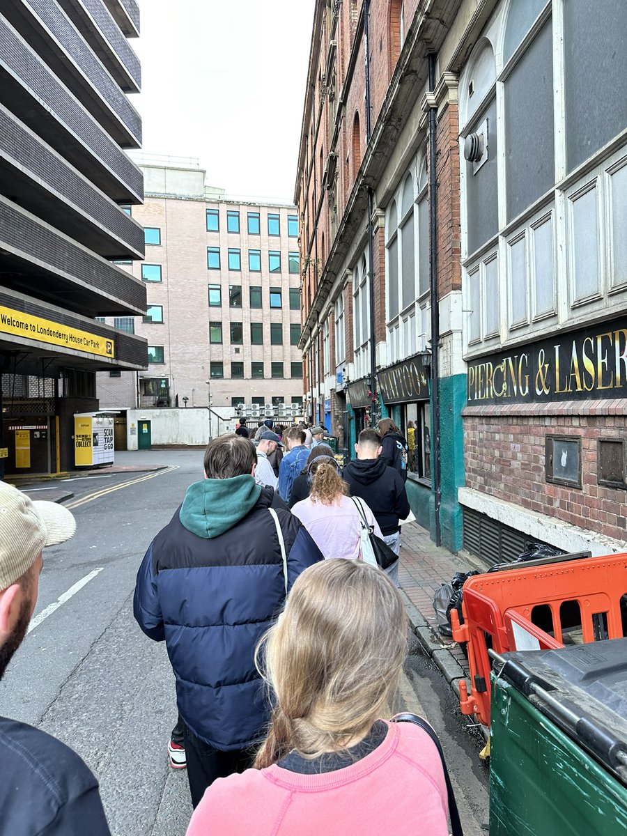 hamblettmark's tweet image. So this happened…Thank you @swordfishrecords #igniterecords @gwabirmingham Happy #recordstoreday go #supportrecordstores #dustyspringfield @Sugababes @charli_xcx #loverecordstores #musicforlife 🎶