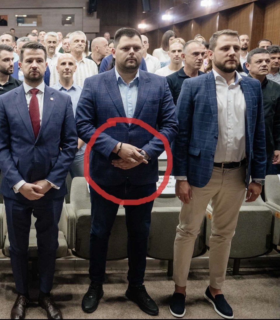 SturanovicMasa's tweet photo. Drage Nikšićanke i Nikšićani,

Nikšić je grad sa dušom, radničkom tradicijom i ponosnim ljudima koji znaju šta znači boriti se za dostojanstvo. Danas, više nego ikad, moramo odlučno reći NE politici podjela, mržnje i regresije koju oličava Marko Kovačević.

Pod njegovim vođstvom, Nikšić stagnira. Dok se drugi gradovi razvijaju, naš Nikšić ostaje taoc ideoloških sukoba i praznih obećanja. Vrijeme je da vratimo Nikšiću ono što mu pripada – razvoj, radna mjesta, sigurnost i budućnost za mlade.

Zato pozivam sve ljude koji vole ovaj grad da podrže Demokratsku partiju socijalista i @MuratovicBoris - jedinu snagu koja može obezbijediti stabilnost, investicije i život dostojan čovjeka. Ne dozvolimo da Nikšić ostane bez glasa i bez pravca.

Birajmo pametno. Birajmo Nikšić. 3️⃣✍️

#ofanziva
#Nikšić
#DPS