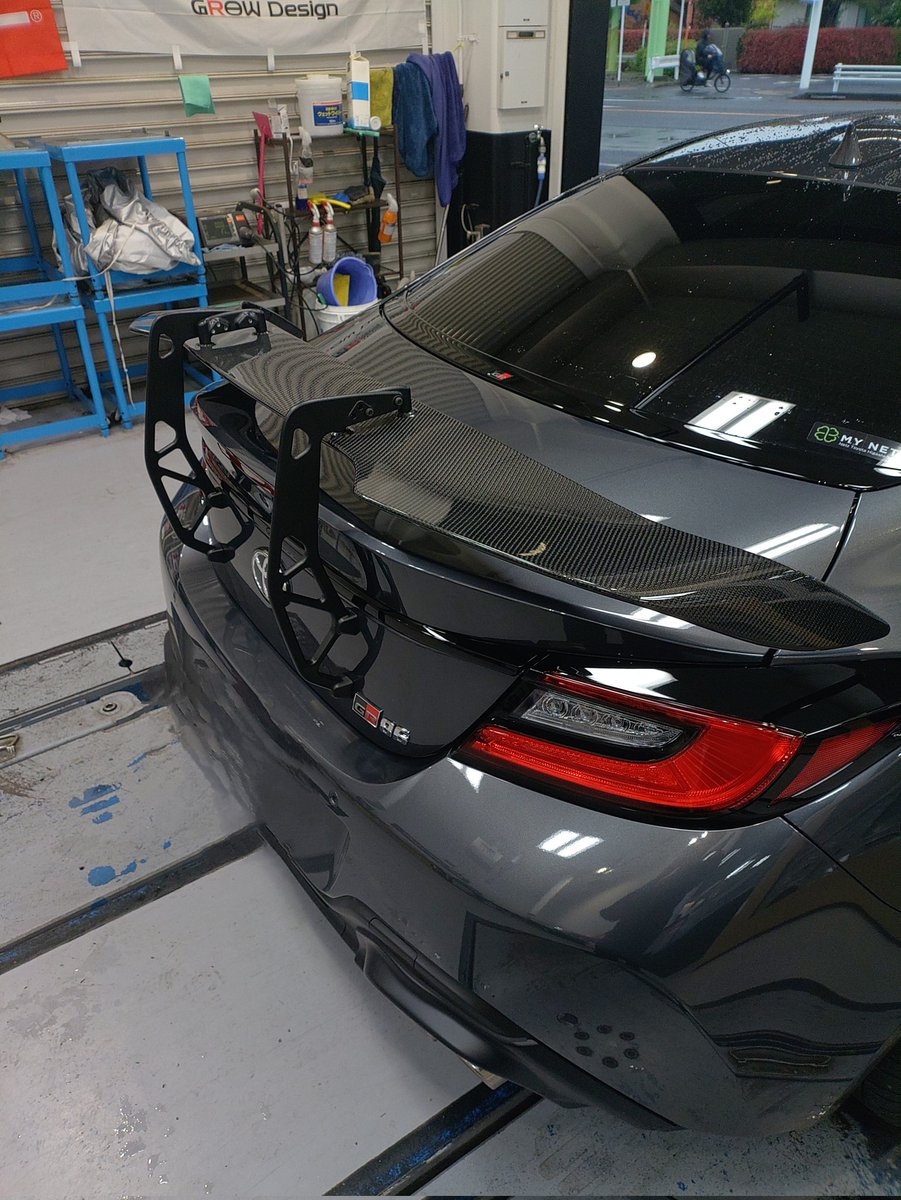 ▶︎今日のGR Garage作業風景
▶︎4月13日(日)
▶︎作業内容/GRリヤウイング取付
やっぱりこのデザインはカッコいいです✨

#grgarageさいたま中央 #gr　#ネッツトヨタ東埼玉　#マイネッツ　#作業風景
#MN浦和美園　#GR86　#GRパーツ　#GRリヤウイング