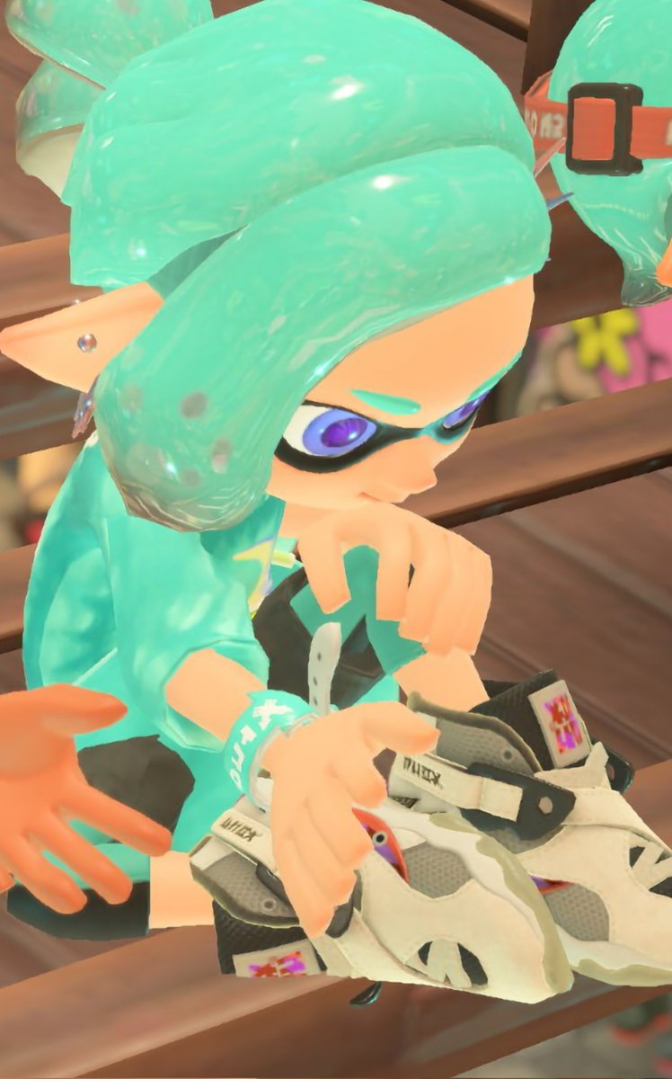 唉哟嫩得要命 想狠狠掐一把脸颊