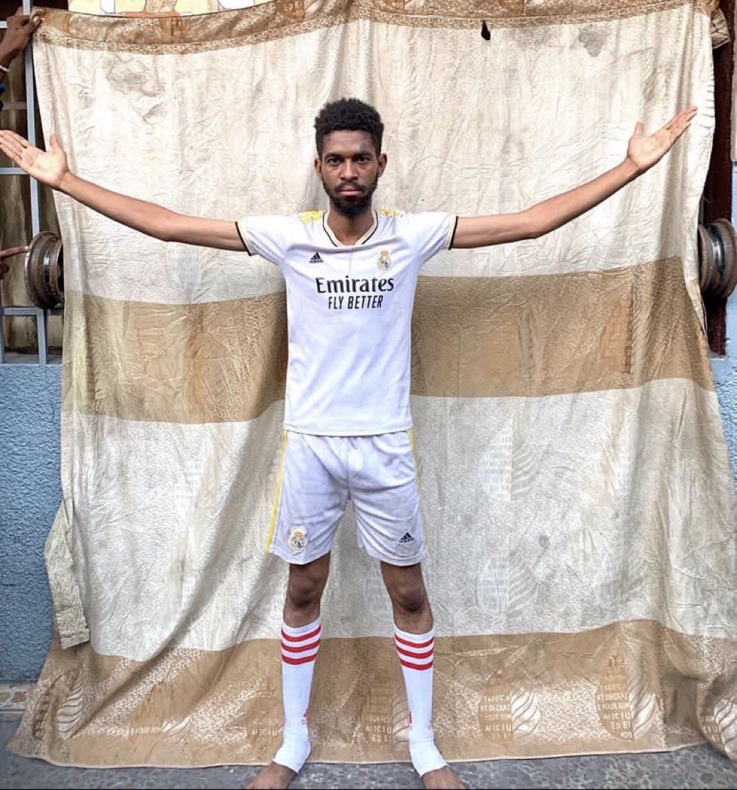 pues parece que el conjunto “blanco” saldrá con todo arriba frente al alavés