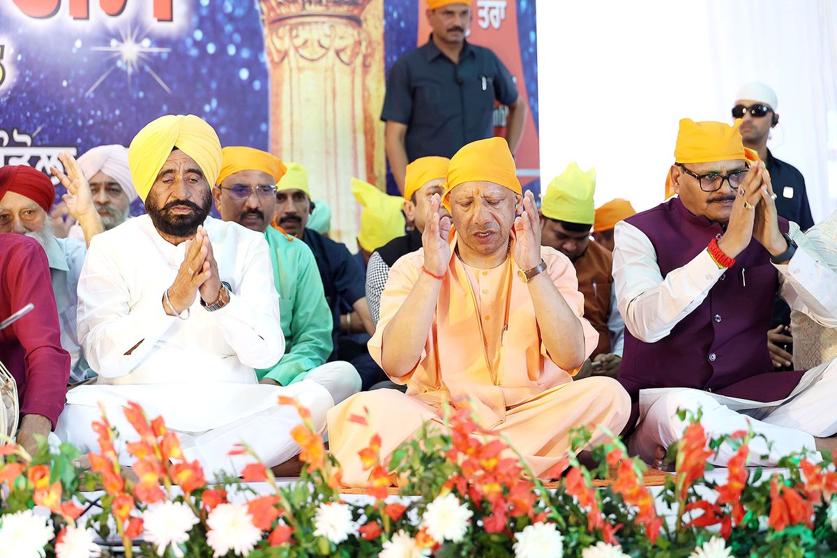 मुख्यमंत्री श्री <a href="/myogiadityanath/">Yogi Adityanath</a> एवं उपमुख्यमंत्री श्री <a href="/brajeshpathakup/">Brajesh Pathak</a> ने लखनऊ में आयोजित "खालसा सृजन दिवस एवं बैसाखी पर्व" कार्यक्रम में संबोधित किया।

#BJP4ViksitBharat