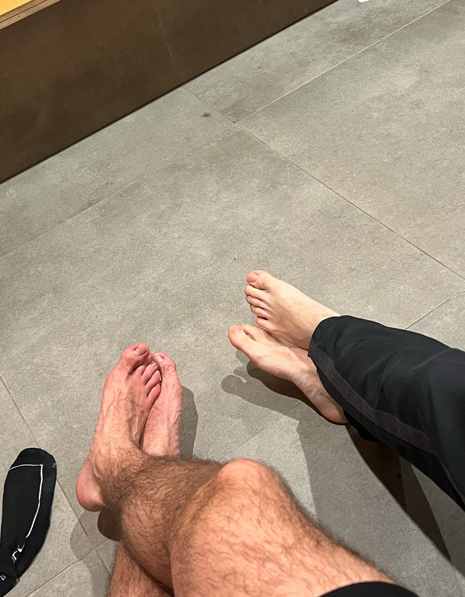 AlphaR0731's tweet photo. Early Gym Session
These feet are sweaty and ready to be served
I bet you can smell them through the screen and they’re already frying your little brain

#findom #footslave #cashalpha #cashslave #footfetish #malefeet @AlphaMaleWorld1 @alphaxfindomrt https://t.co/66p6n2LOPv