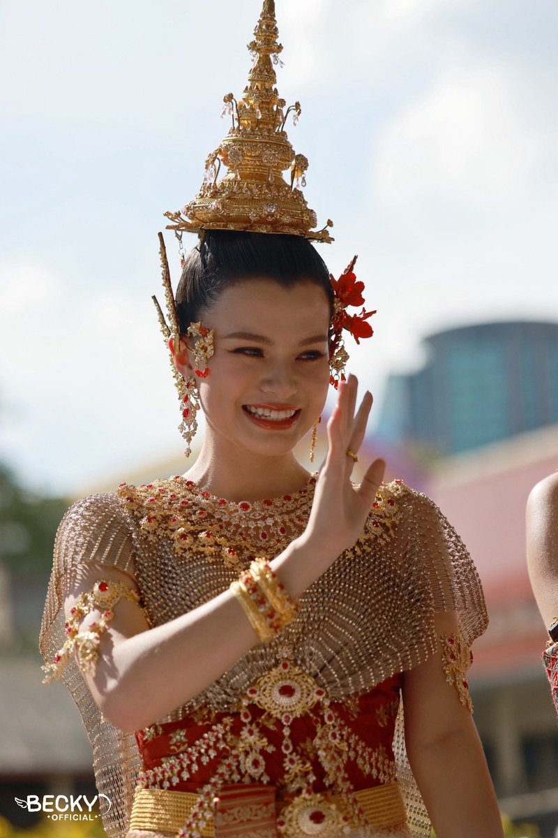 beckyfanclub05's tweet photo. สวยงามเลอค่ามาก

FREENBECK SONGKRAN CTW
#SongkranCTWxFB
#beckysangels https://t.co/NsfDeEATUj
