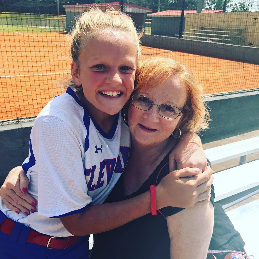 autobryan's tweet photo. 4.13.18
We lost mama 7 years ago today. She would have loved every minute of this season of life. I know she’s still on their sidelines but I sure do miss her.
Thankful to have daddy in town this weekend. And an extra bonus having G here too!
#teamred
#april13th
#jeremiah2911 https://t.co/tm61dLGxD4