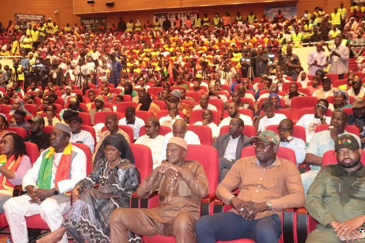 Malijetactu's tweet photo. Bamako : Une grande mobilisation pour condamner l’agression « barbare » de l’Algérie ! https://t.co/AFNENQ0mzr’agression--barb.html #malijet #Bamako #grande #mobilisation #condamner #agression #barbare #Algérie https://t.co/Z90KXygytx