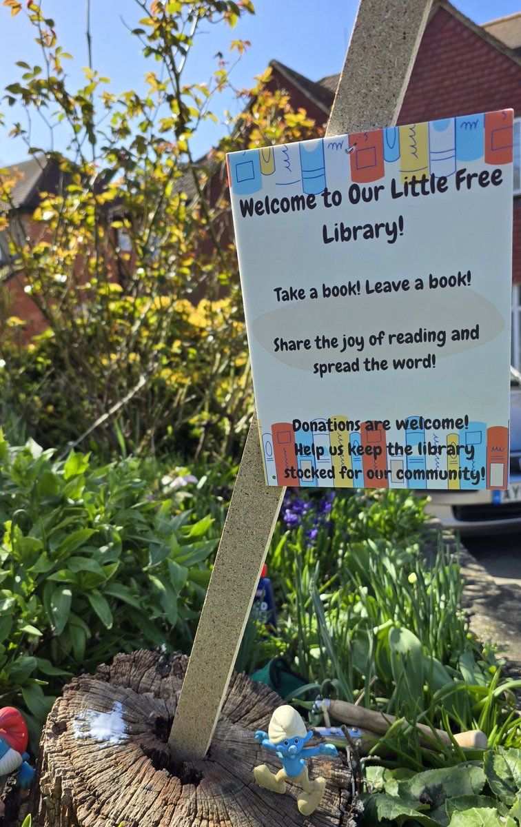 RoopaWrites's tweet photo. A new #LittleFreeLibrary 📚 on Farley Road in South Croydon, between Brent Road &amp; Queenhill bus stops!
It’s a free book-sharing box for everyone.
· Take a book to brighten your day.
· Leave a book for someone else to enjoy.
Keep the joy of reading alive😊
@LtlFreeLibrary https://t.co/88WM8VMWv7