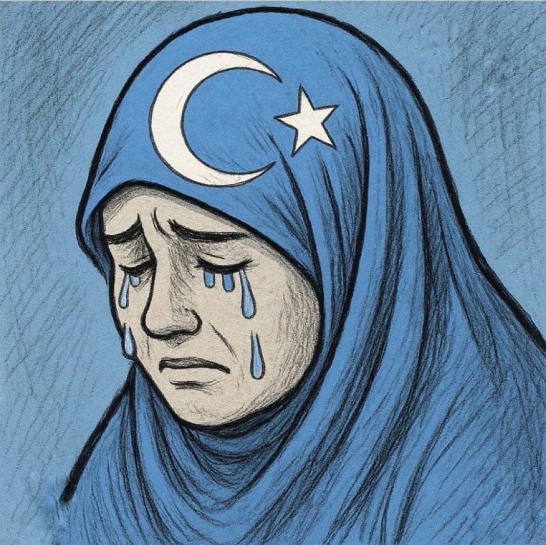 Ey Türk oğlu!

Doğu Türkistan’da çığlık var, ama dünya sağır!
Yetimin gözyaşı, ananın feryadı, yiğidin suskunluğu var orada… Unutma ki bir soy, bir kan, bir iman bağlıyor bizi birbirimize!

Bir millet, köklerinden koparılıyor!
Bir dil, unutulmaya zorlanıyor…
Bir tarih, silinmek