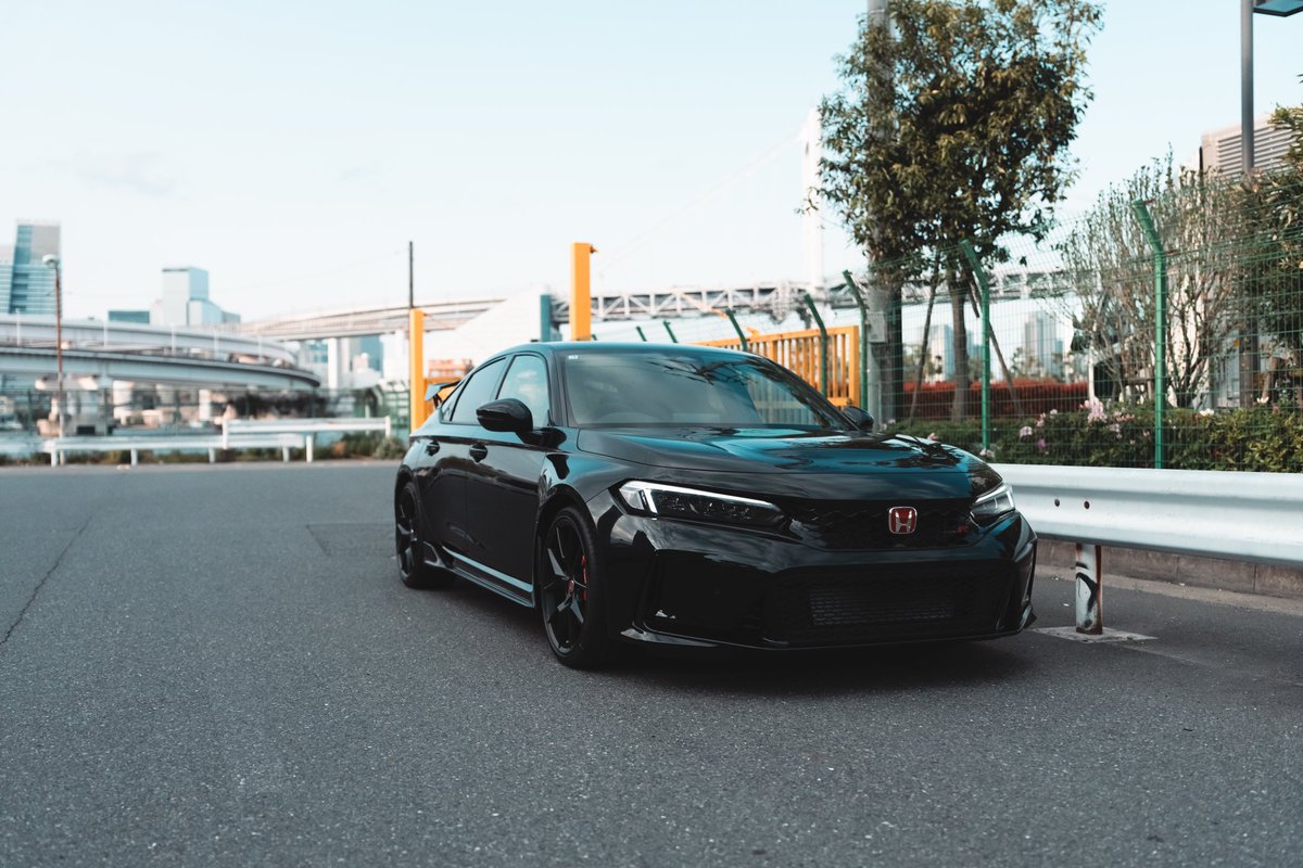 kwrz_jp's tweet photo. 納車🚗
Honda Civic Type R (RBP)
コイツとこれから色んなとこへ行こう！
#FL5 #civictyper

Shot on Sony Alpha 1ii + FE 28-70mm F2 GM https://t.co/tTV1KmHF2e
