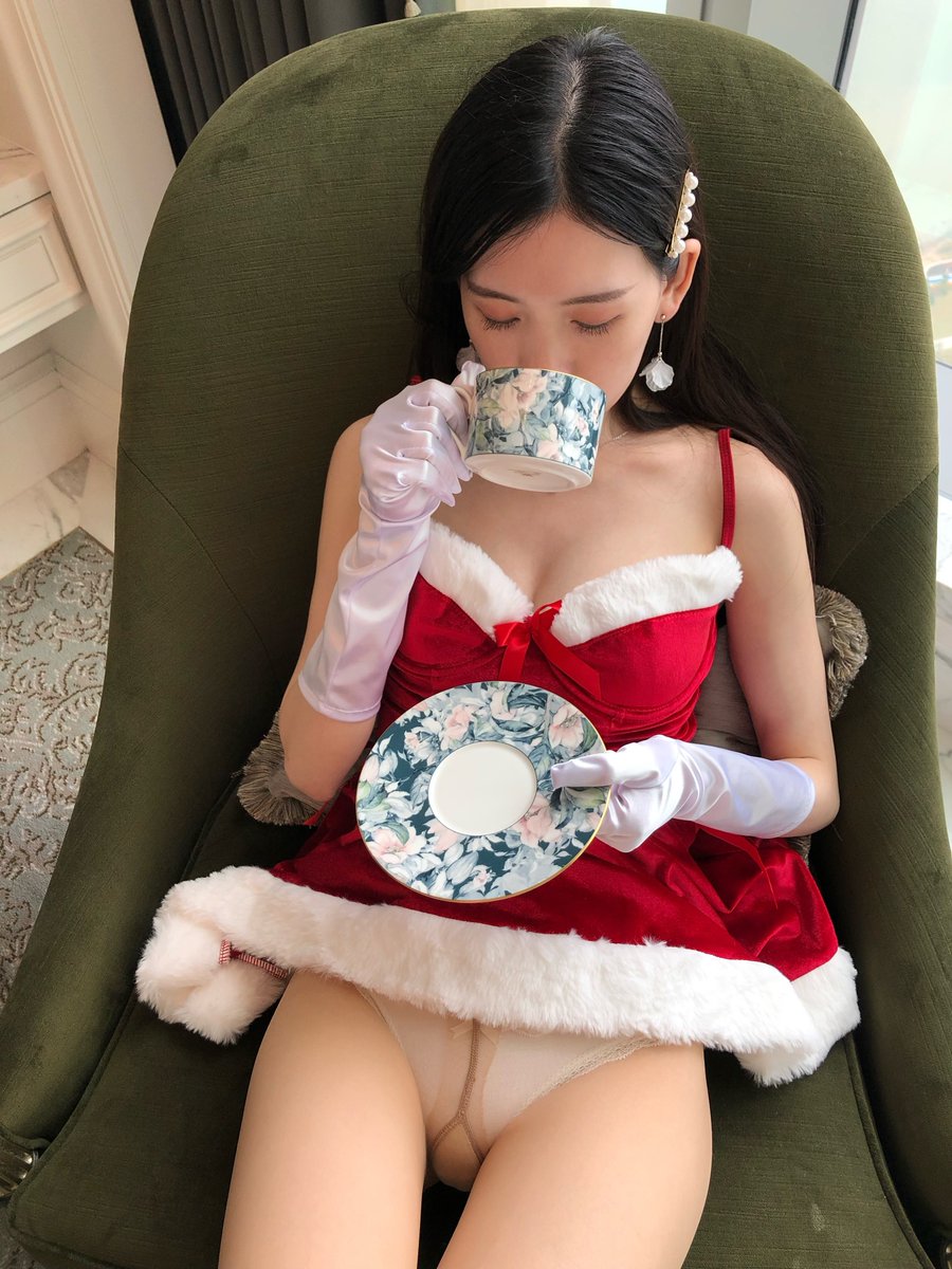 爱上我是你的宿命 #丝袜 #美腿 https://t.co/OK1v2mKIlz