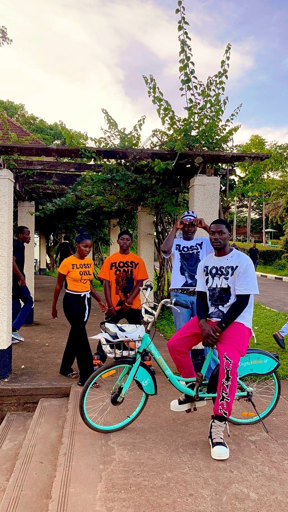 HarrisMukiibi's tweet photo. FLOSSY ONE®️
Urban drip straight outta Kampala.
Bold. Real. Unapologetic.
Join the movement and floss different.

#FlossyOne #StreetWearUg #KampalaStyle #UrbanCulture #MadeInUg #DripSeason https://t.co/c3PZBtn8x8