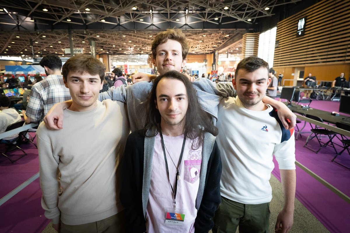 <a href="/Octalers_spl/">ϵЇ϶ Octalers ϵЇ϶</a> remporte le bracket bravo de #Fullwipe 2025 depuis <a href="/foiredelyon/">Foire de Lyon</a> 💪

Bravo à tous les joueurs du bracket bravo ! 

Continuez de vivre l’événement en direct ici pour les phases finales alpha 👉 youtube.com/live/iDwHE-uOa…