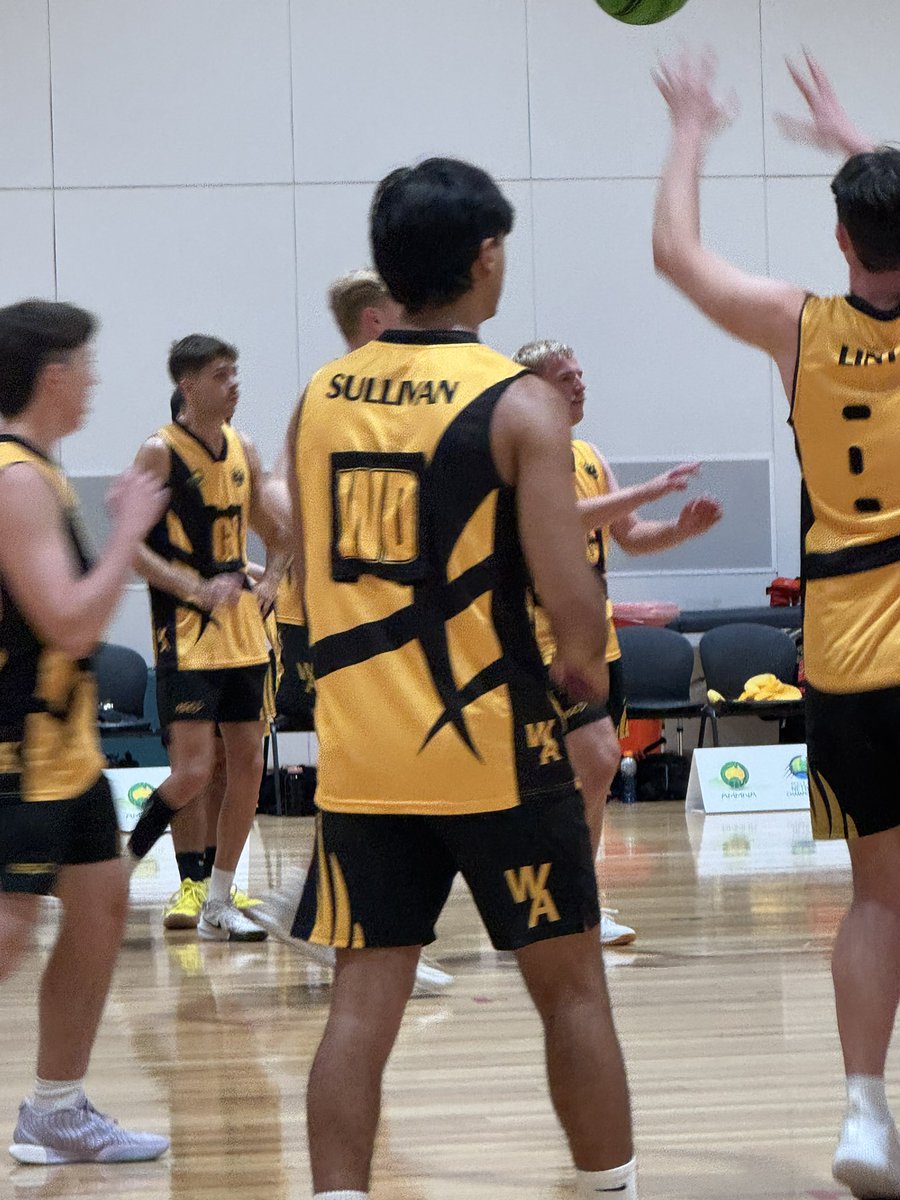floyds63's tweet photo. Good win to the tiring WA under 20s team WA55 against the fast finishing Vics 46. Another 5 days of 2 games a day🤩. Lucky good Tram system in Melbourne #AMMNA https://t.co/qsBN5lFIzU