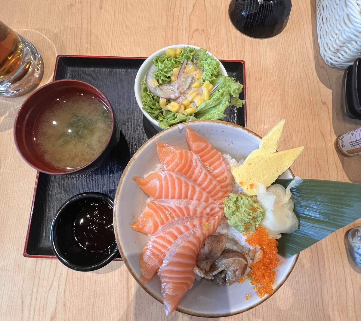 Ойрд иймэрхүү хоол идэж бна. Сайхан монгол хуушууо, хуургаа идэх юмсан. Идэж өссөн хоол хаяа аманд амтагдаад л бх юм 😔😔