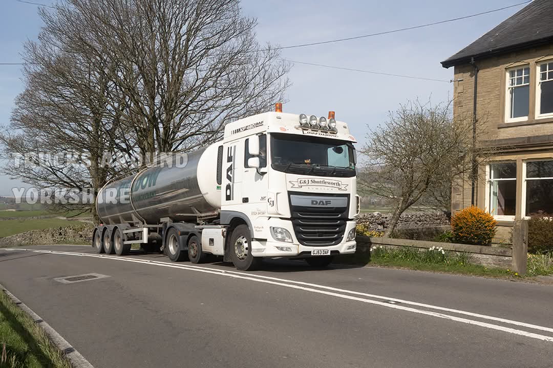 Caught doing a bit of work on Friday, photo courtesy of Trucks around Yorkshire Facebook page