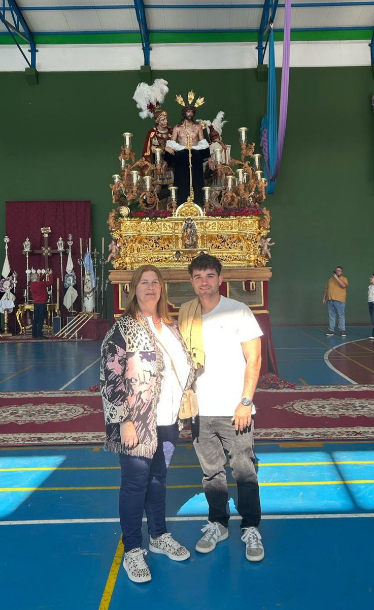 SusoFR4's tweet photo. FELIZ DOMINGO DE RAMOS! 🤍 https://t.co/zq3m5KCvZB