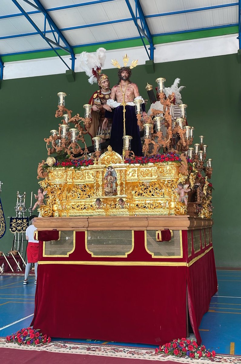 SusoFR4's tweet photo. FELIZ DOMINGO DE RAMOS! 🤍 https://t.co/zq3m5KCvZB