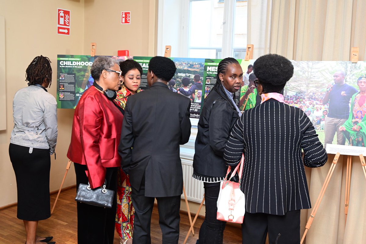 Yesterday, Rwandans and friends of Rwanda who are living in Stockholm, #Sweden, attended the Kwibuka exhibition in honor of the 31st commemoration of the 1994 Genocide against the Tutsi, organized by <a href="/IbukaSweden/">Ibuka Sweden</a>, RCA-Sweden in collaboration with <a href="/RwandainSweden/">Rwanda in Sweden 🇸🇪🇳🇴🇮🇸🇫🇮🇩🇰</a> .
#Kwibuka31

📸