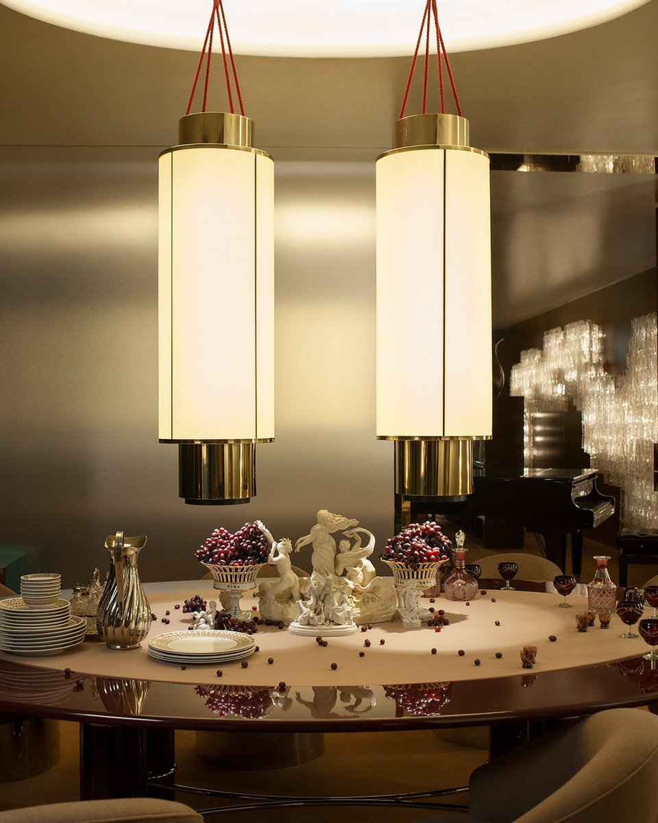 LoroPiana's tweet image. Capturing day-to-day living in its varied facets.

For La Prima Notte di Quiete, inside the dining room, a picture of quiet drama unfolds. 

#LoroPiana
#SaloneDelMobile
#MilanDesignWeek
#LoroPianaInteriors