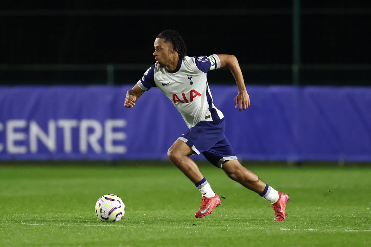 Tyresehall tweet media