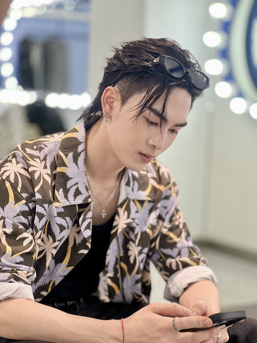 ADD  SUPPAWAN tweet media