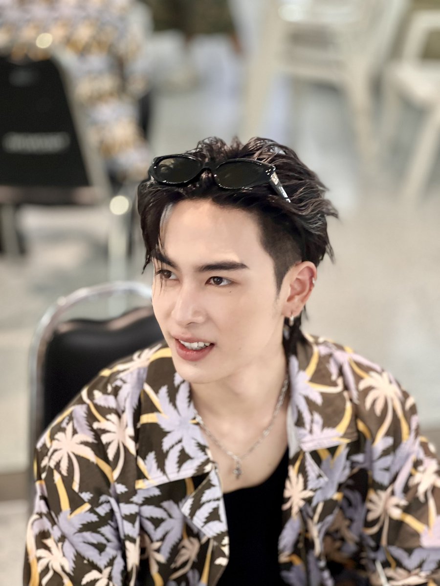 ADD  SUPPAWAN tweet media