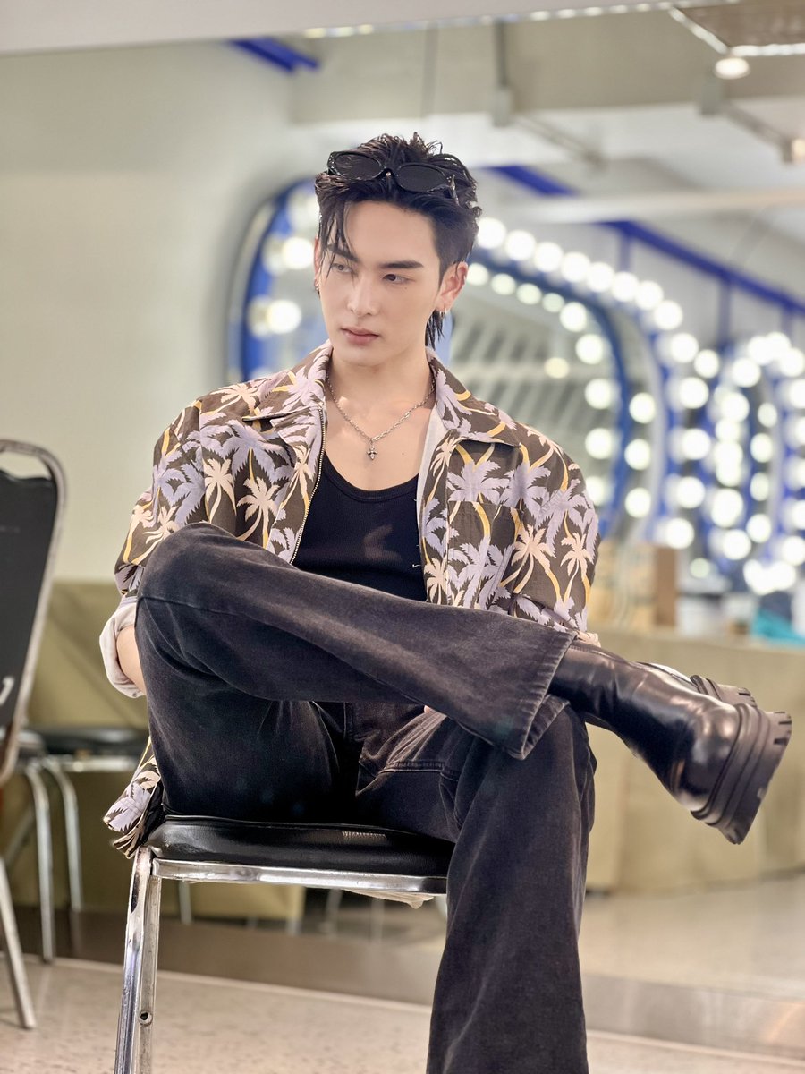 ADD  SUPPAWAN tweet media