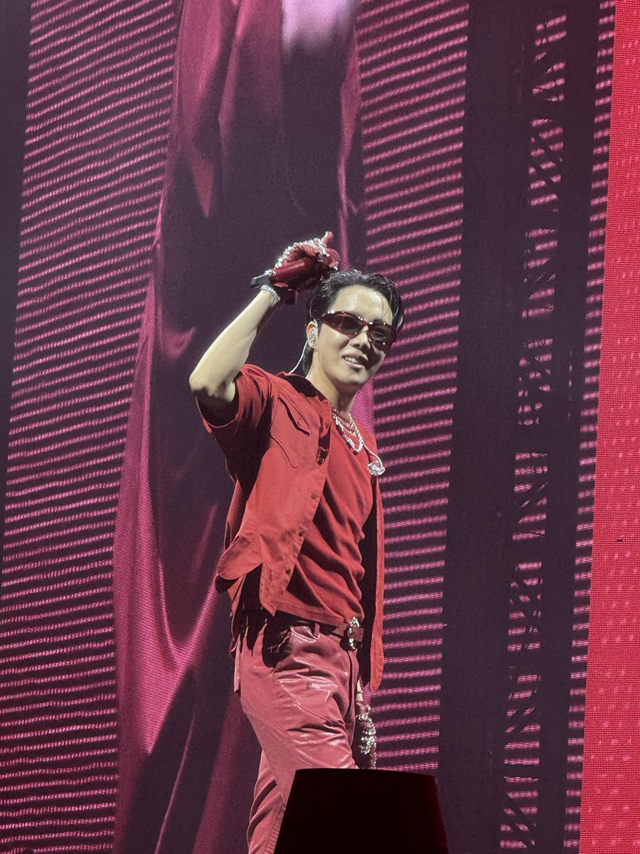 kimchitaegi's tweet photo. this red fit on him he’s literally the coolest ever 
#HOPE_ON_THE_STAGE_TOUR_Manila https://t.co/MMQCUPkPJK