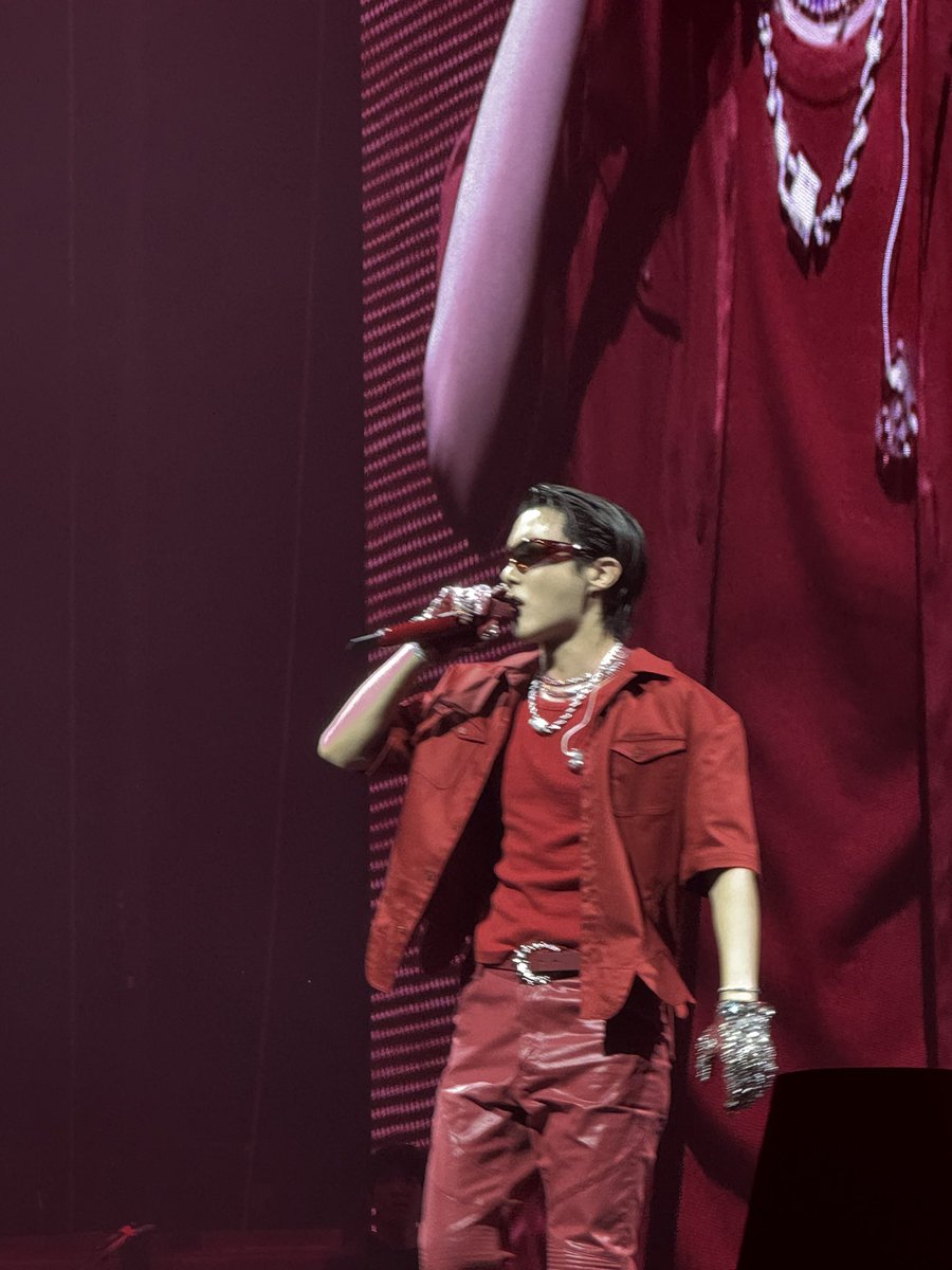 kimchitaegi's tweet photo. this red fit on him he’s literally the coolest ever 
#HOPE_ON_THE_STAGE_TOUR_Manila https://t.co/MMQCUPkPJK