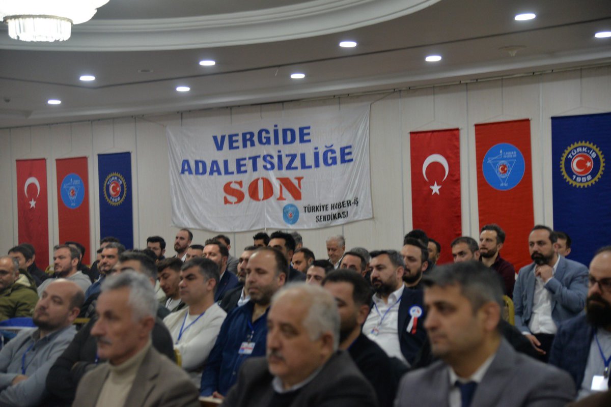 VeliSolak's tweet photo. Türkiye Haber-İş Sendikası İstanbul Marmara Şubemizin 2. Olağan Genel Kurulunu gerçekleştirdik. 

Bu önemli günümüzde bizleri yalnız bırakmayan tüm üyelerimize ve değerli teşkilatımıza teşekkürlerimi sunuyorum.
Genel Kurulumuzun, teşkilatımız ve üyelerimiz için hayırlara vesile olmasını Cenab-ı Allah’tan temenni ediyorum.

Güven tazeleyen Nuh Galip Topak kardeşime ve yönetimine başarılar diliyorum. 

#63yıl 🧿

Yaşasın @turkiskonf 
Yaşasın @TurkiyeHaberis