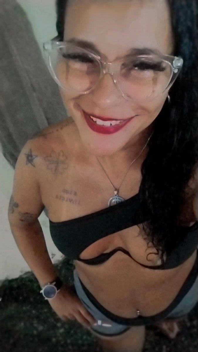 Gabiii2418's tweet photo. Inguiçada rs https://t.co/VqBp6JXSYU