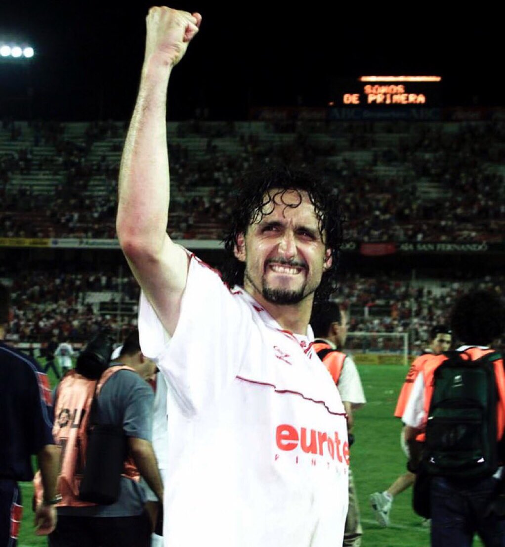 SFCSVQ2's tweet photo. Caparrós como entrenador, Pablo Alfaro suena como miembro del cuerpo técnico, Fernando Navarro suena como sustituto de Orta y Jesús Navas simplemente donde le salga de las pelotas.

Hagan un puto Sevilla de los sevillistas para este final de temporada tan duro que nos espera. https://t.co/ASCZpxiNh2