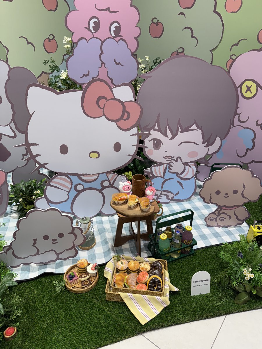 riekeydiary's tweet photo. きーくん可愛すぎる世界をプレゼントしてくれてありがとう🐱🎀🍎🩷ほんまに最初から最後までずーーっと楽しかった🫰🏻⭐️
#KEY #키 #HELLOKITTY #헬로키티 #Where_is_KEY_with_HELLOKITTY #위드뮤 #SHINee #샤이니 #sanrio #산리오코리아 https://t.co/uQvmON99Ku