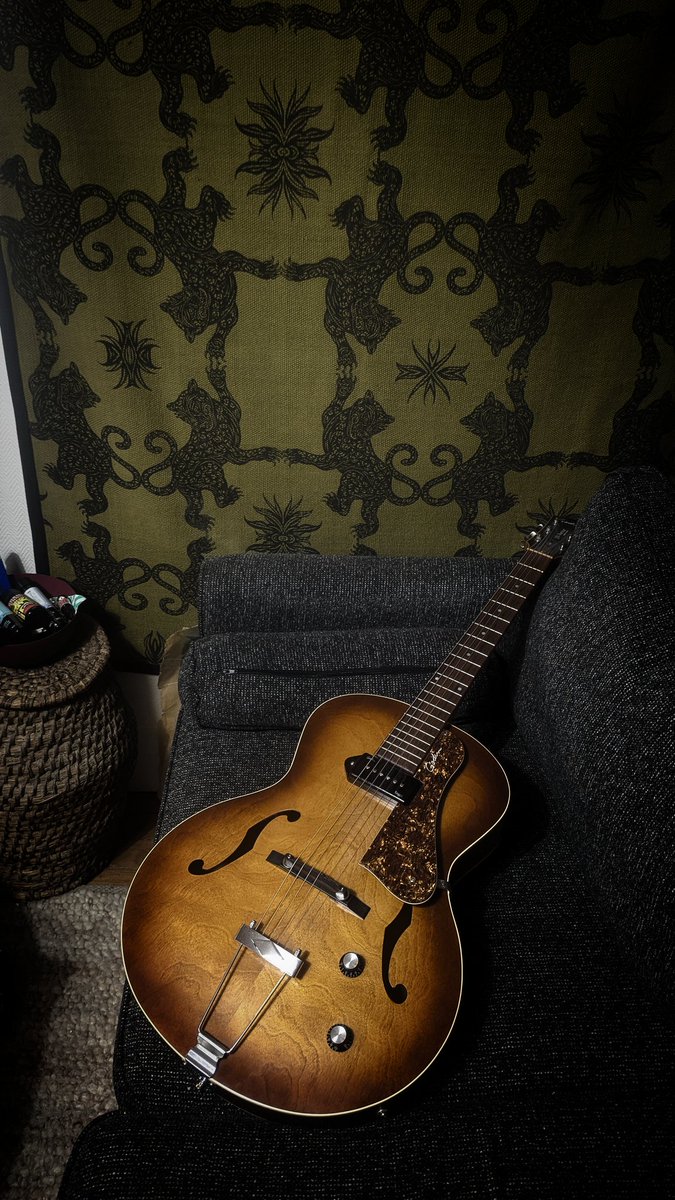 Rainy day, mellow tunes