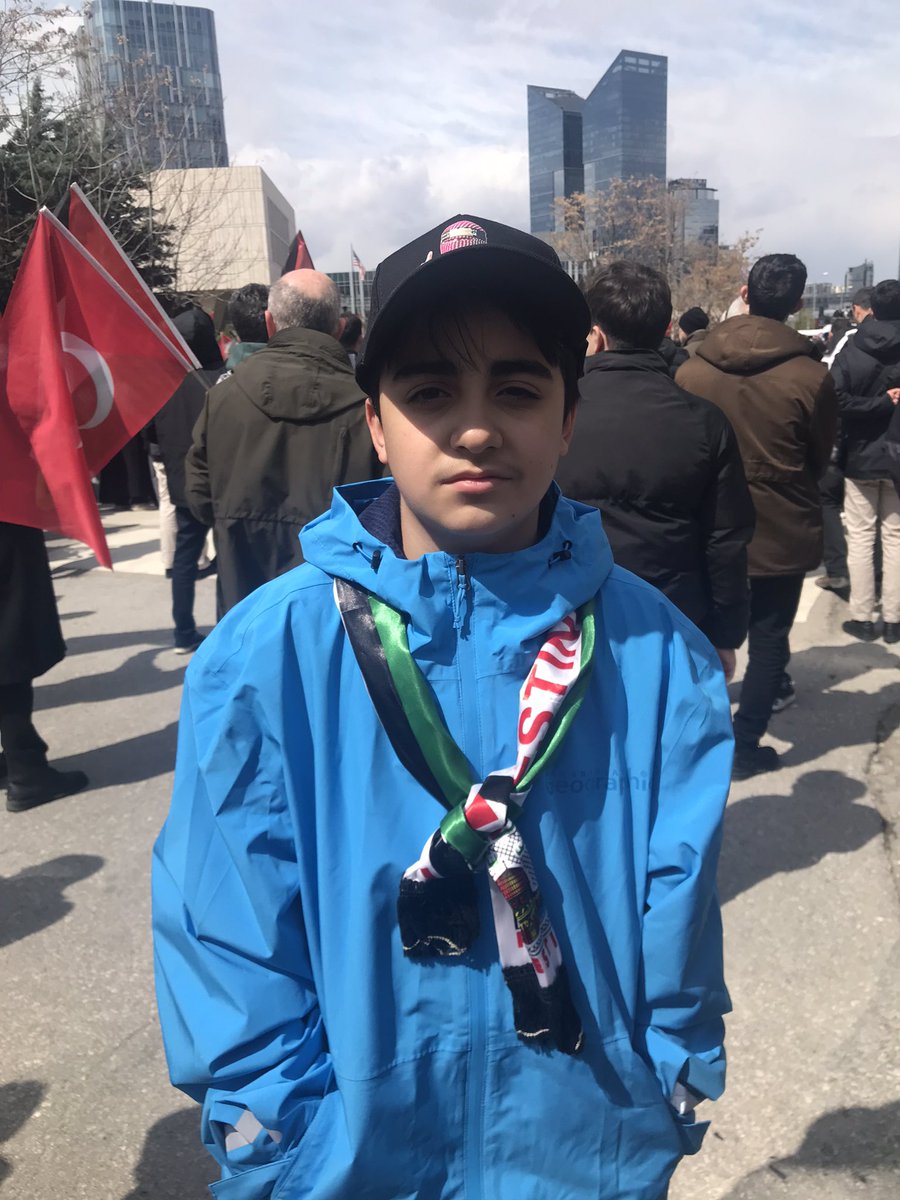 İnsanlığın vicdanın ortak sesi olmak ,soykırıma sessiz kalmamak ve her zaman Gazzeli kardeşlerimizin yanında olduğumuzu göstermek için #Ankara da Meydanlardayız
#Gazze 
#Filistin