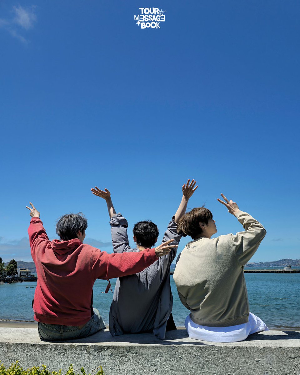 TXT_bighit's tweet photo. TOMORROW X TOGETHER <ACT : PROMISE> TOUR MESSAGE BOOK Preview Cuts #1

#투모로우바이투게더 #TOMORROW_X_TOGETHER #TXT  
#ACT_PROMISE #MESSAGE_BOOK https://t.co/jYIsRWHllK