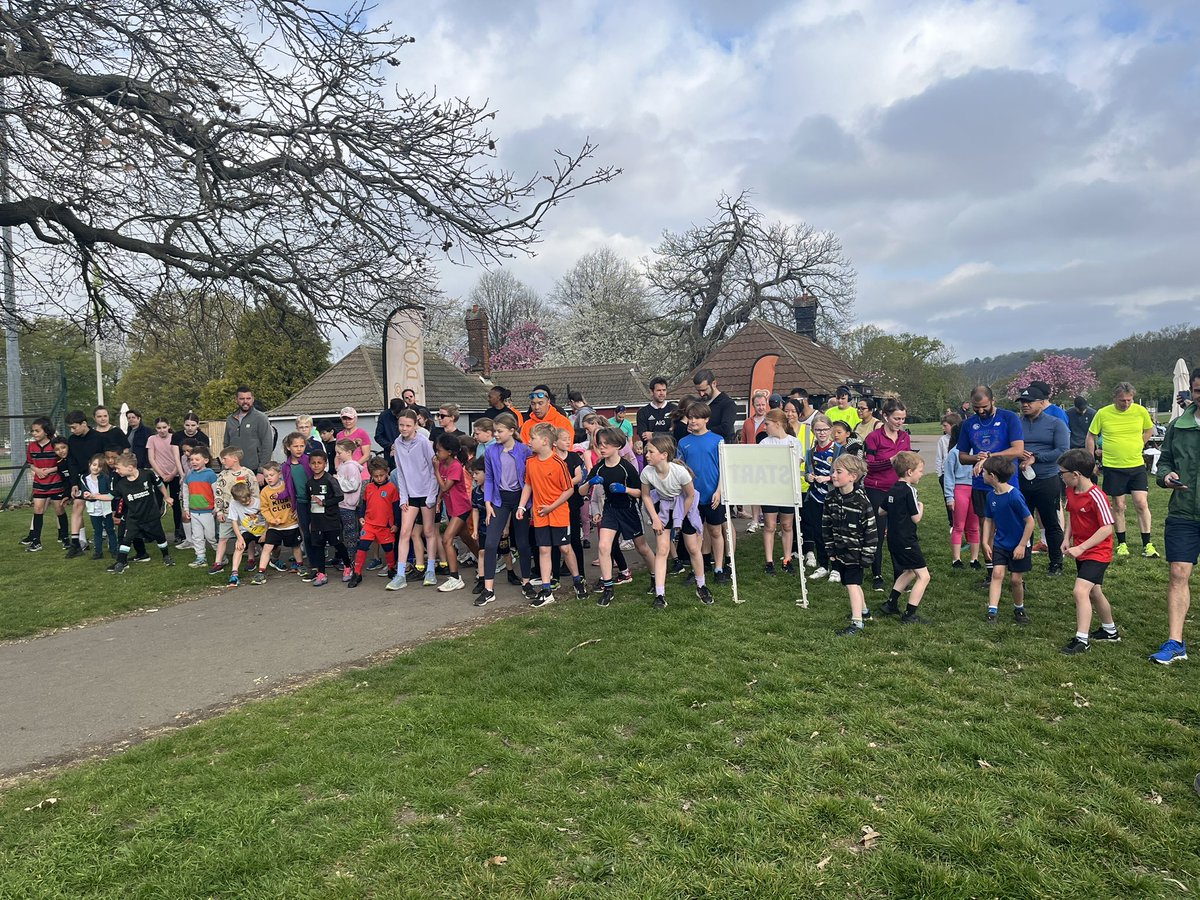 A lovely morning for 81 juniors who ran, walked and skipped around today - well done to you all 👏🏻

Today we:

- congratulated our wristband recipient 🥳

- Saw 21 PBs achieved 🔥

- Welcomed 5 first timers 😊

We’re very grateful to the 25 volunteers that joined us 🫶