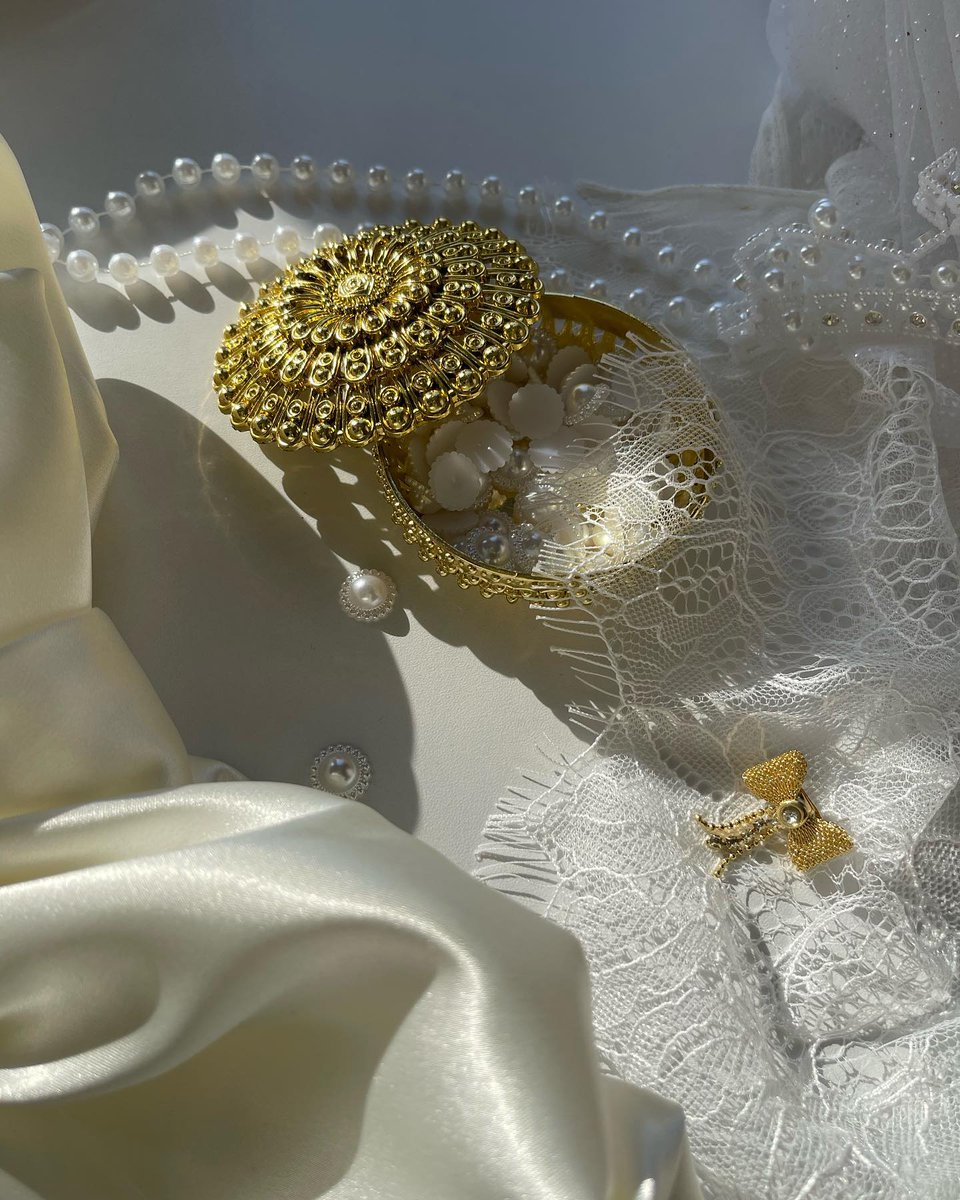 from the studio 🪡🧵...