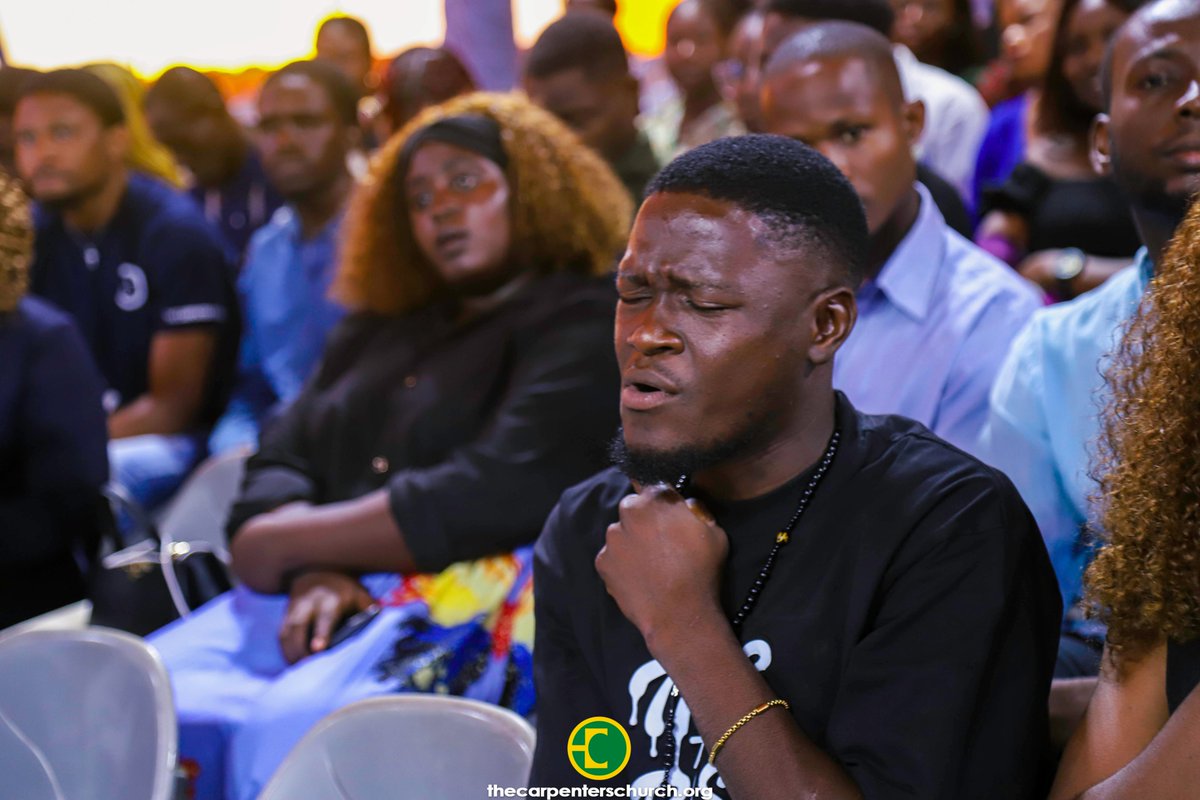 TCCPH's tweet photo. 🎶You say I am loved when I can't feel a thing
You say I am strong when I think I am weak
And you say I am held  when I am falling short
And when I don't belong, oh You say I am Yours

#SHIFTService #VarietyService #TheYearOfExceedinglyMuchMore #ChurchWithoutBorders #TCCPH https://t.co/pk4Yi8GFfD