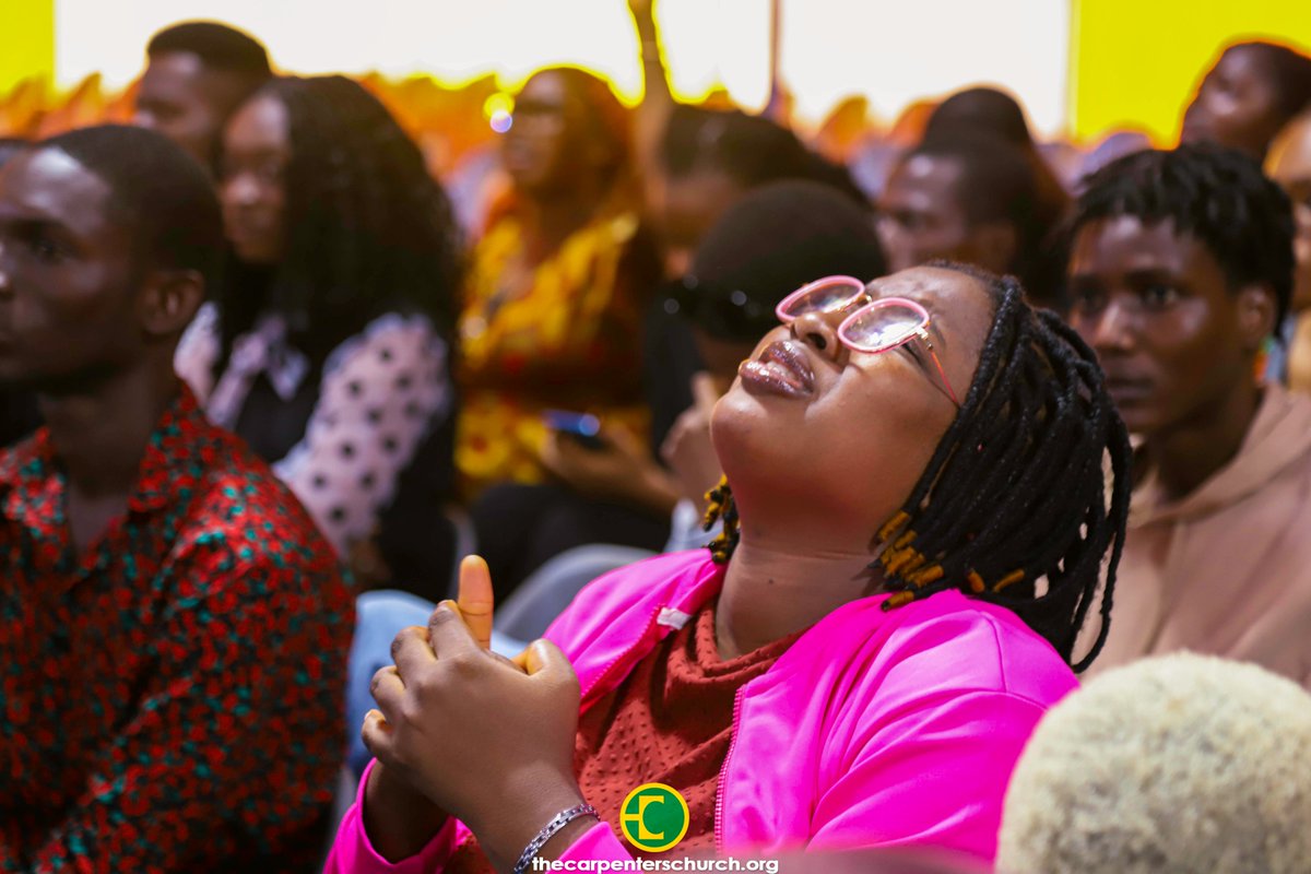 TCCPH's tweet photo. 🎶You say I am loved when I can't feel a thing
You say I am strong when I think I am weak
And you say I am held  when I am falling short
And when I don't belong, oh You say I am Yours

#SHIFTService #VarietyService #TheYearOfExceedinglyMuchMore #ChurchWithoutBorders #TCCPH https://t.co/pk4Yi8GFfD