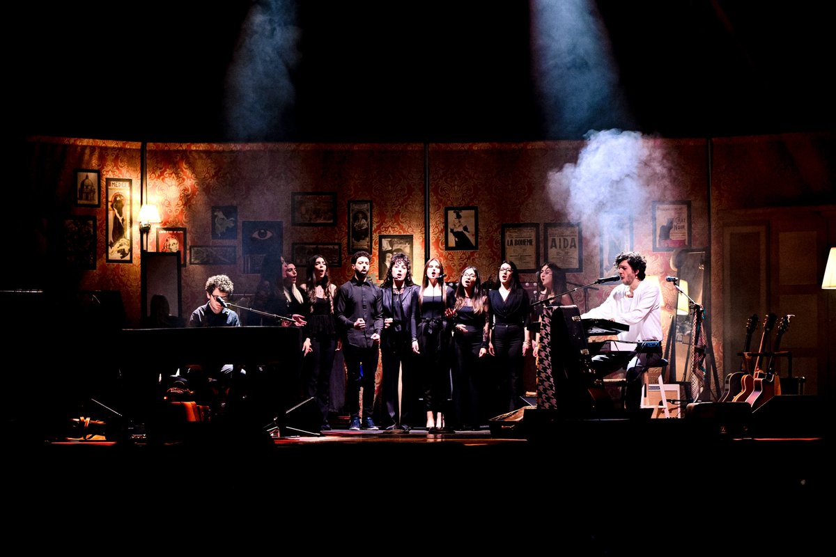 MetaErmal's tweet photo. Rende. Wow!

#teatri2025 https://t.co/MMPnKDWsO7