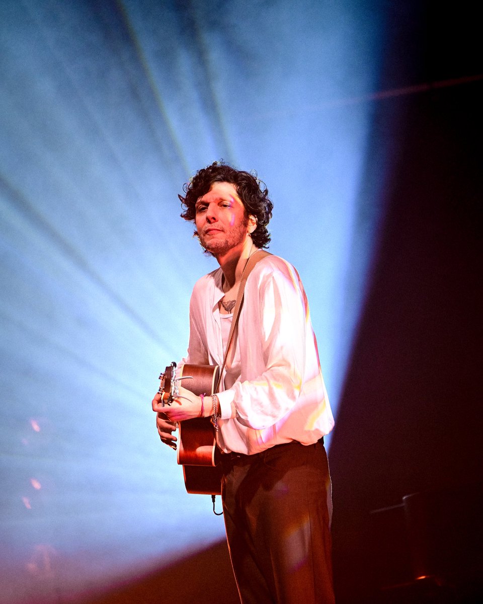 MetaErmal's tweet photo. Rende. Wow!

#teatri2025 https://t.co/MMPnKDWsO7