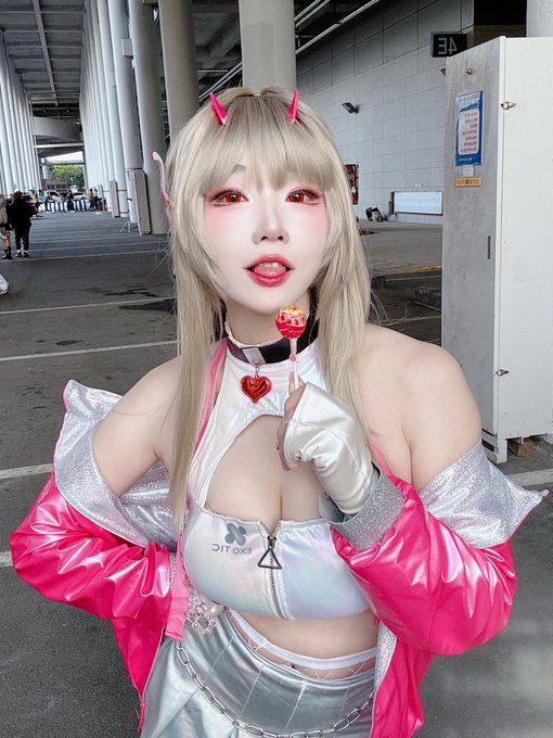 Twitterのコスプレ画像1