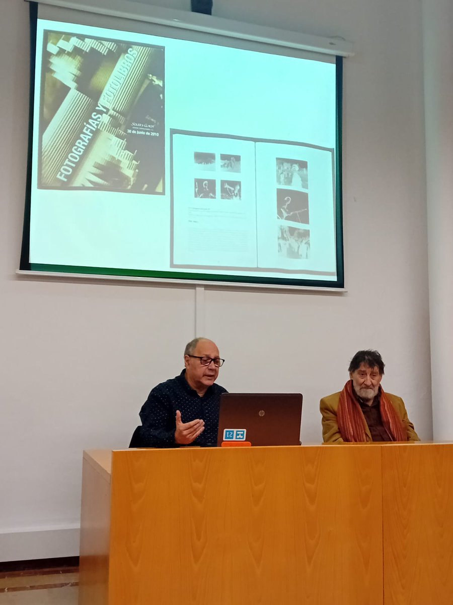 Reagrupament's tweet photo. Gran jornada la viscuda ahir pels socis de @Reagrupament amb la @AssociacioBoix on vàrem poder observar i aprendre moltes coses d'aquest il·lustre fotògraf.
De nou, moltíssimes gràcies als organitzadors, i a tots aquells que no conegueu la ruta pel Poble-Sec, animeu-vos-hi. https://t.co/AgGbvX5CEv