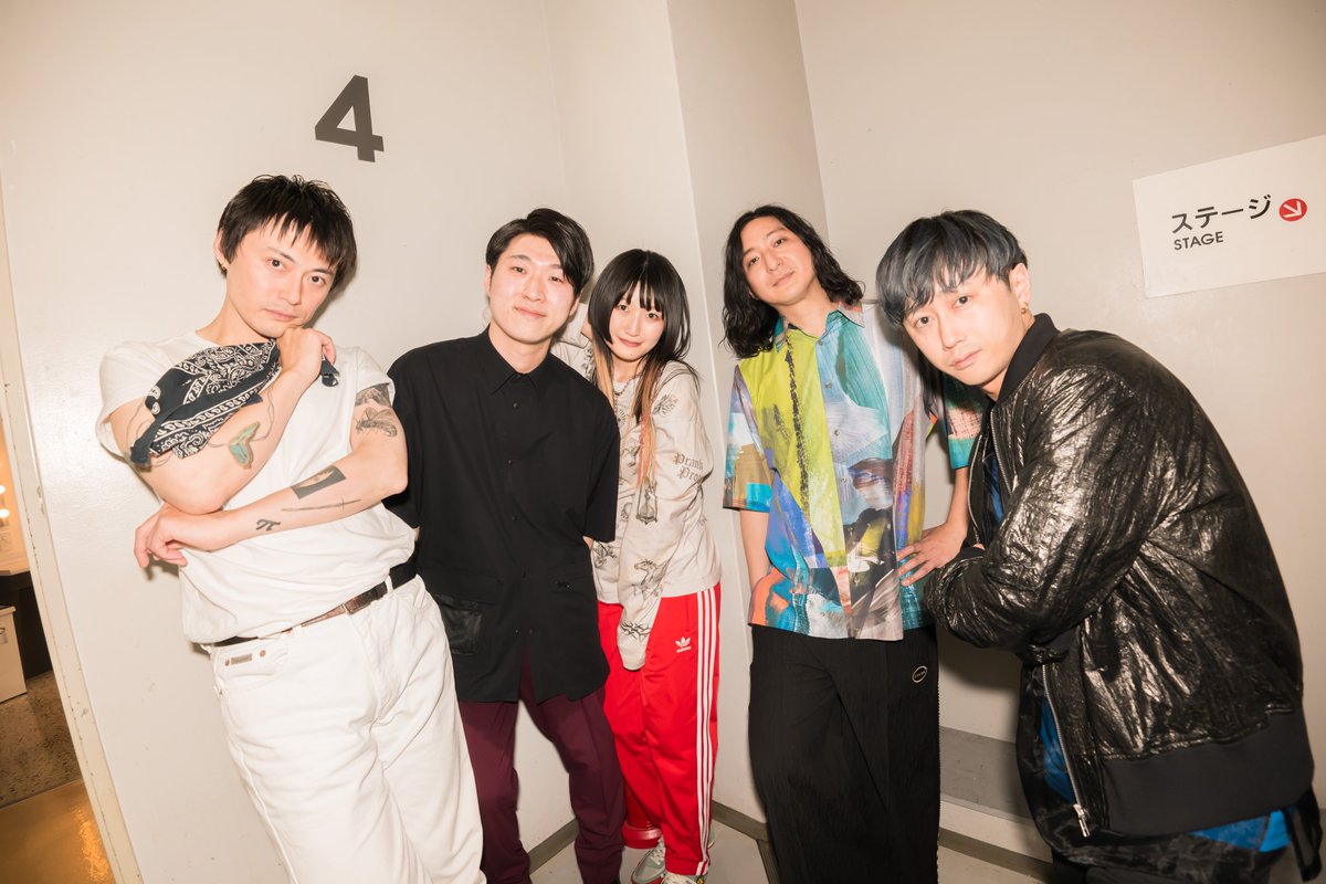 passepied_info's tweet photo. ＼パスピエ 結成十五周年特別記念公演／
本日は、ご来場ありがとうございました〇

皆さんと特別な瞬間を共有した、幸せなライブとなりました⭐

夏の東阪FCイベントも発表となりました！
今後も、より一層の精力的な活動にご期待ください！

#パスピエ #PSPE https://t.co/W7TESZ6gsq