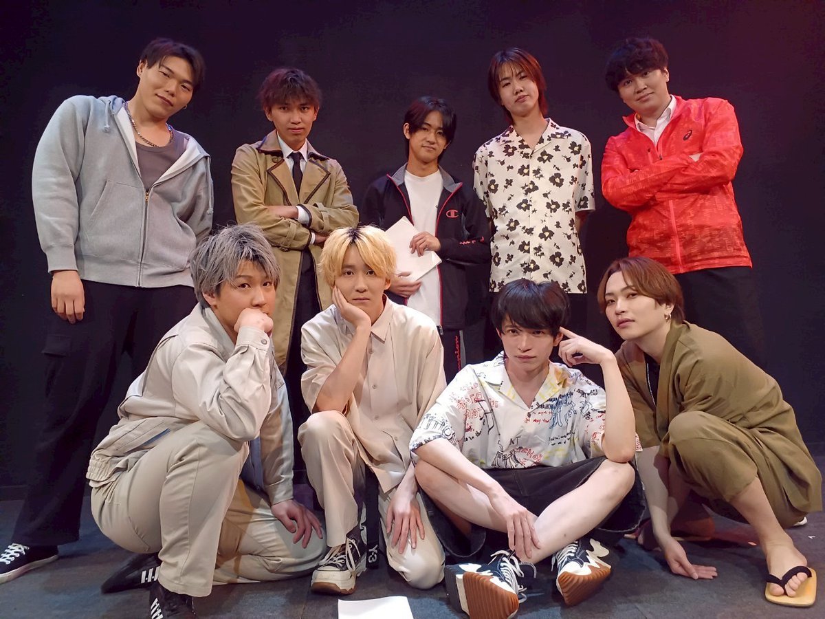 k_kentaros's tweet photo. #BLover 
全公演終演しました！！
たくさんのご来場、たくさんの応援、誠にありがとうございました。

このメンバーで紡げたBLの世界、楽しんでいただけましたでしょうか？

愉快でにぎやかなメンバーでめちゃくちゃ楽しかった。

またお会いしたい！

本当にありがとうございました。

#びーらばー https://t.co/w8gZaIwwuj