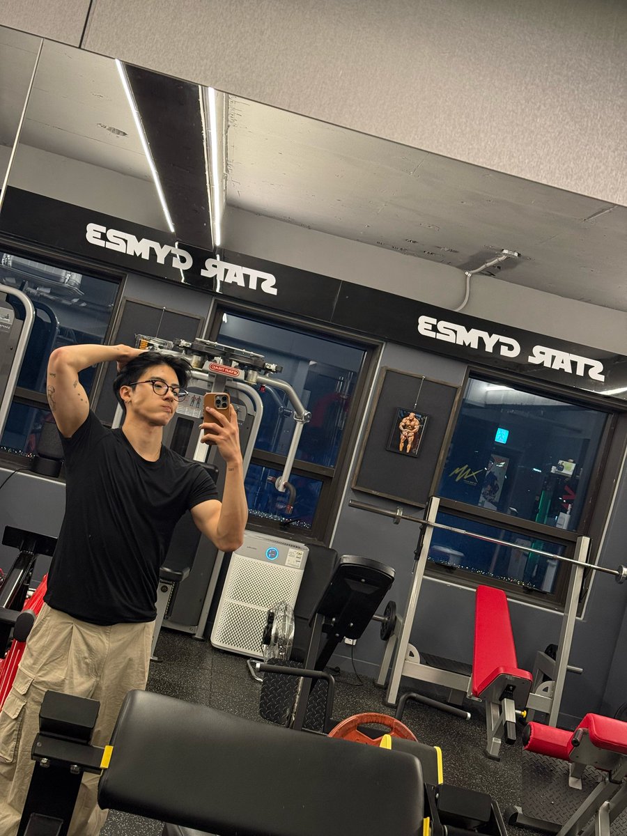 deobimom's tweet photo. #ERIC #에릭 sent these ♡ https://t.co/kg9jU2aciG