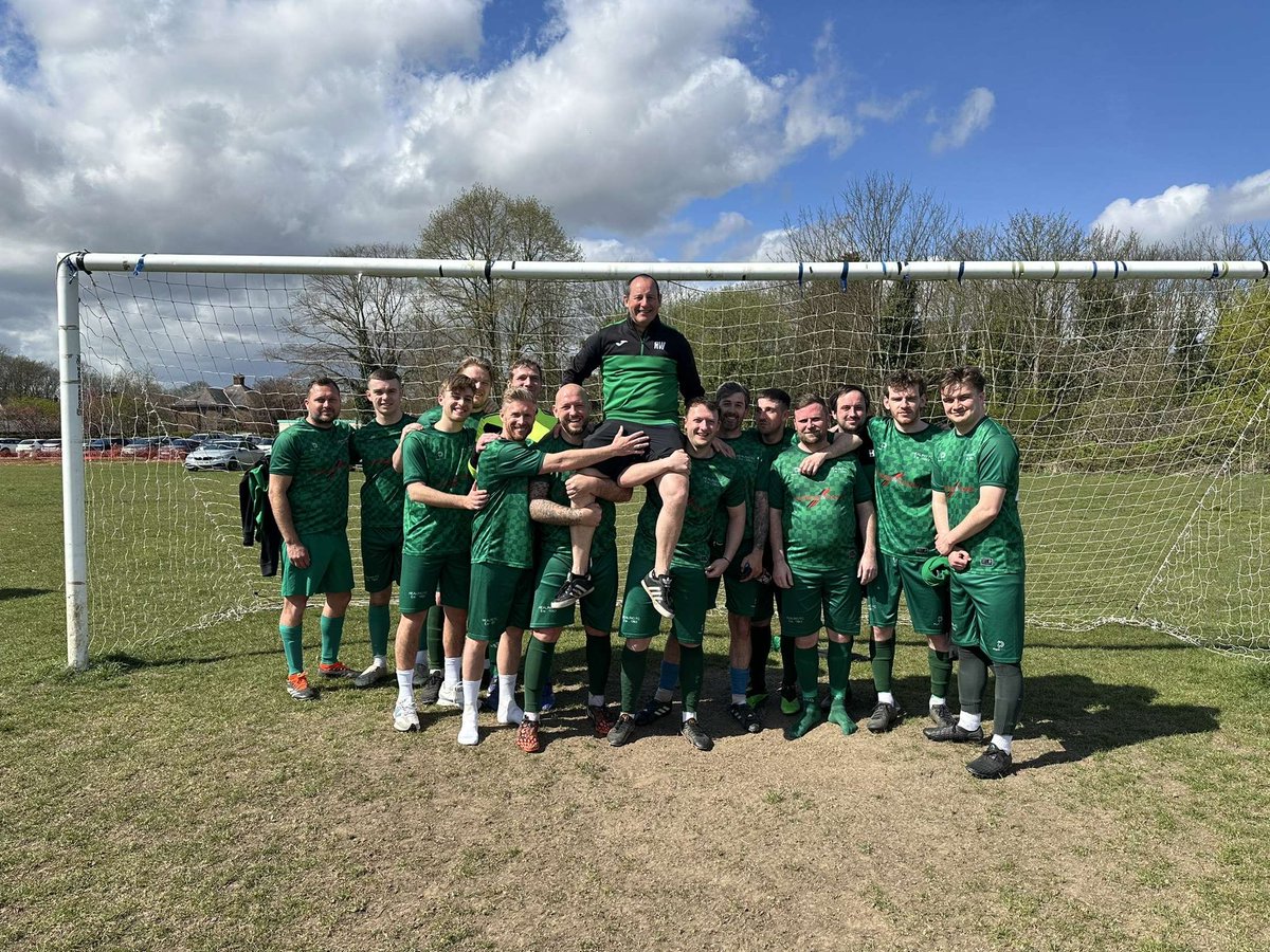 Healing 3-3 Doody

Inspirational comeback from the greens against a full strength but time wasting Doody side to cap off the gaffer’s 43 year involvement with Healing FC. 

Goals:
Ballard
Newton
Tokelove 🚀

MOM - Richard Winship

Roll on next season under new management.
