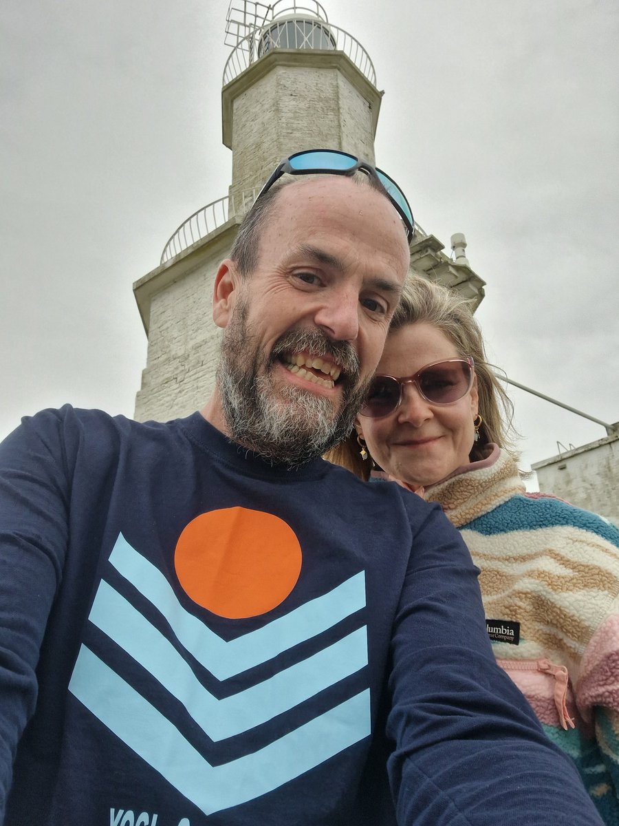 PatCondron's tweet photo. OK...its been a few weeks what with Yoga retreats and pilgrimages to Skegness Butlins but #teamrecovery are back today with a bang! An adventure out to Mumbles lighthouse with an expensive Ginger ale Along the way.... https://t.co/Ra46aqtO5d